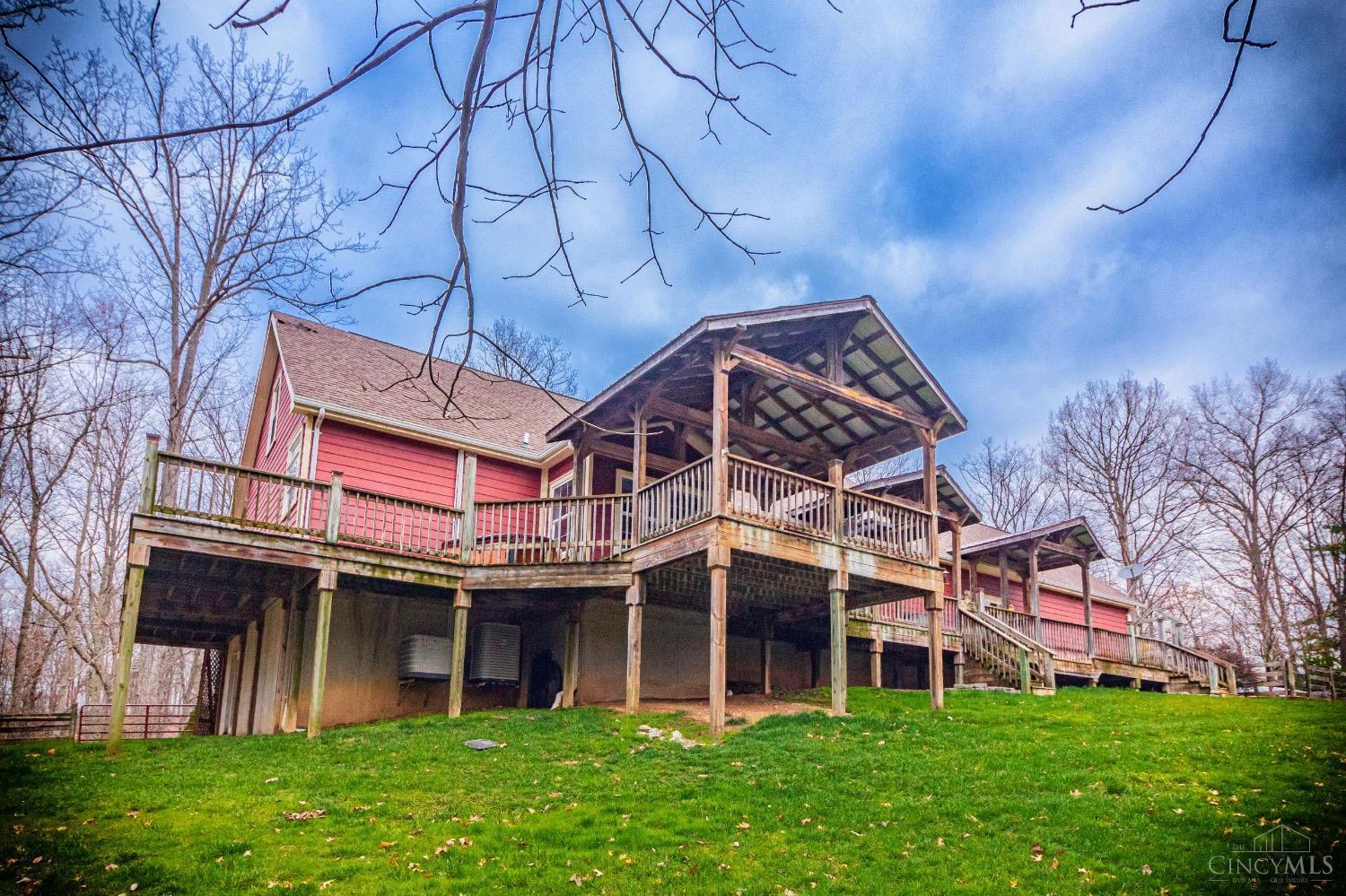 1393 Dutch Thomas Road