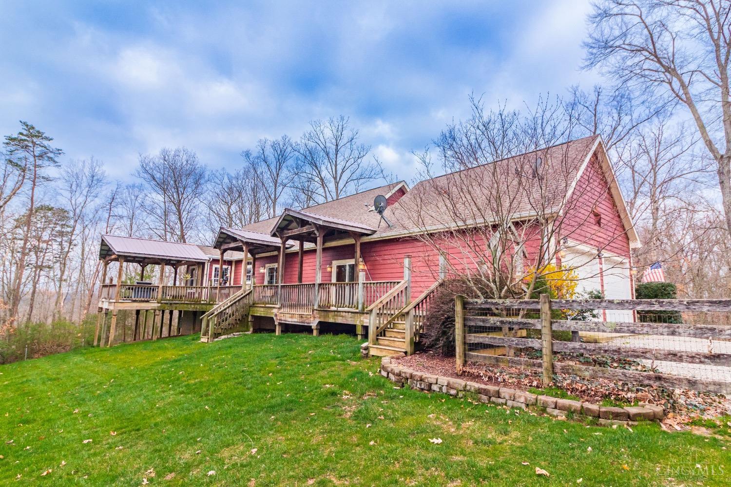1393 Dutch Thomas Road