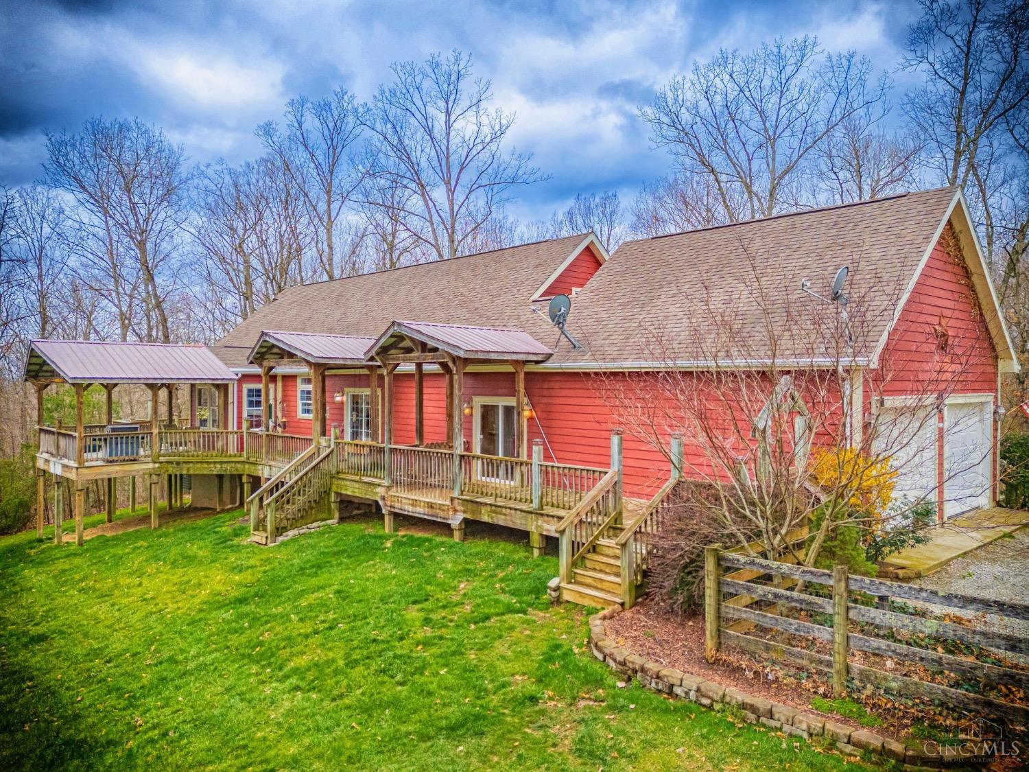 1393 Dutch Thomas Road