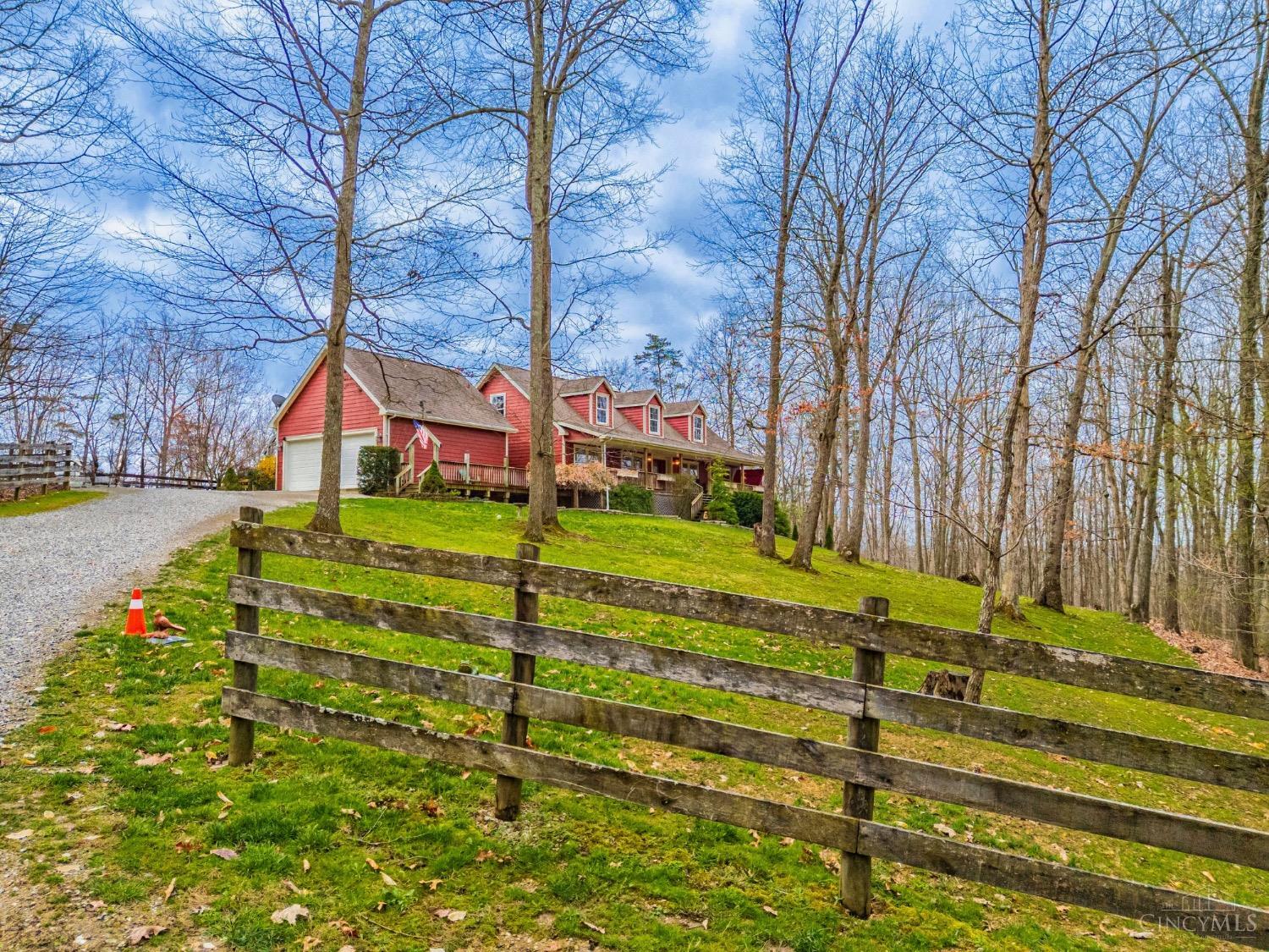 1393 Dutch Thomas Road