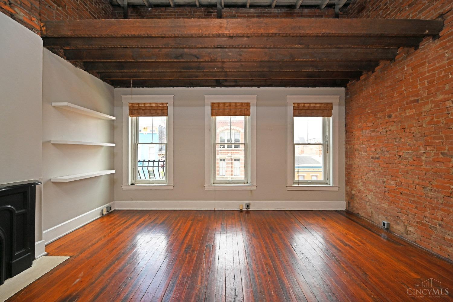 1420 Main Street