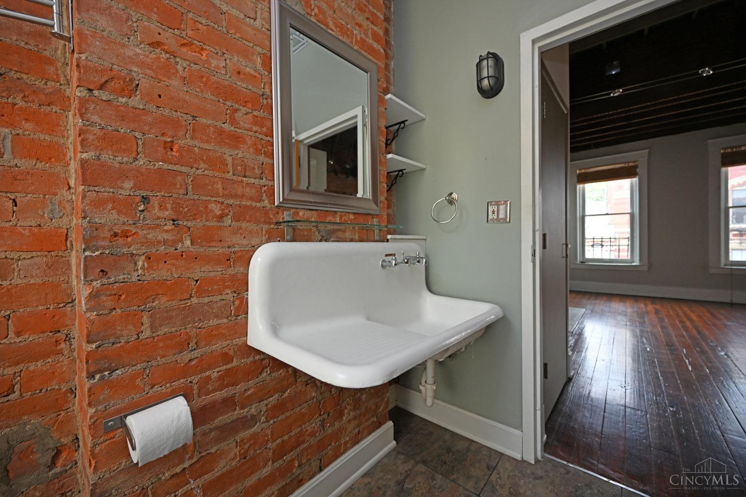 1420 Main Street