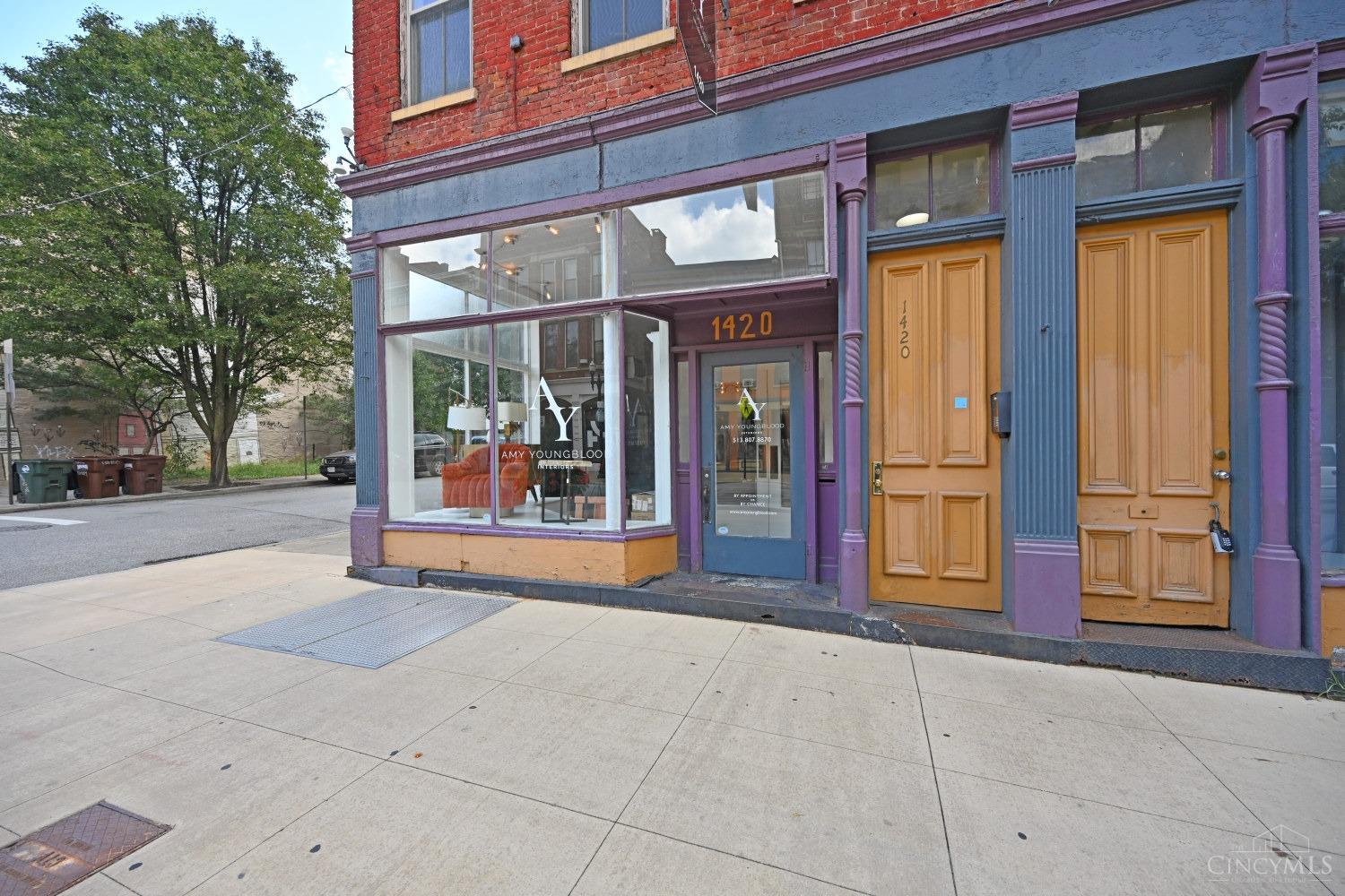 1420 Main Street