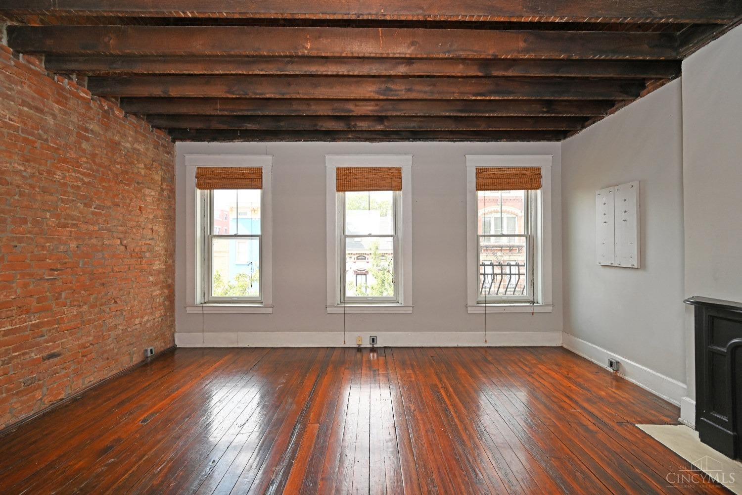 1420 Main Street