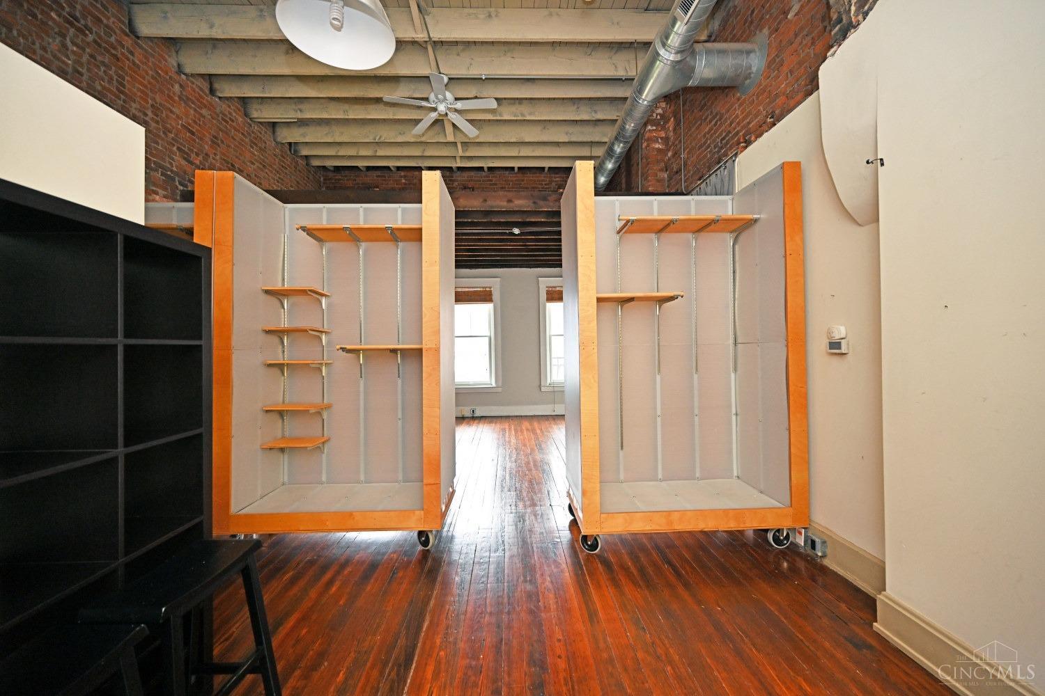 1420 Main Street