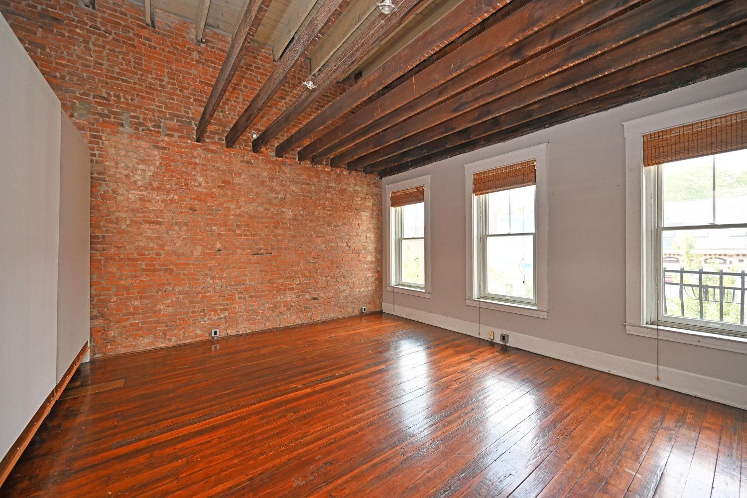 1420 Main Street