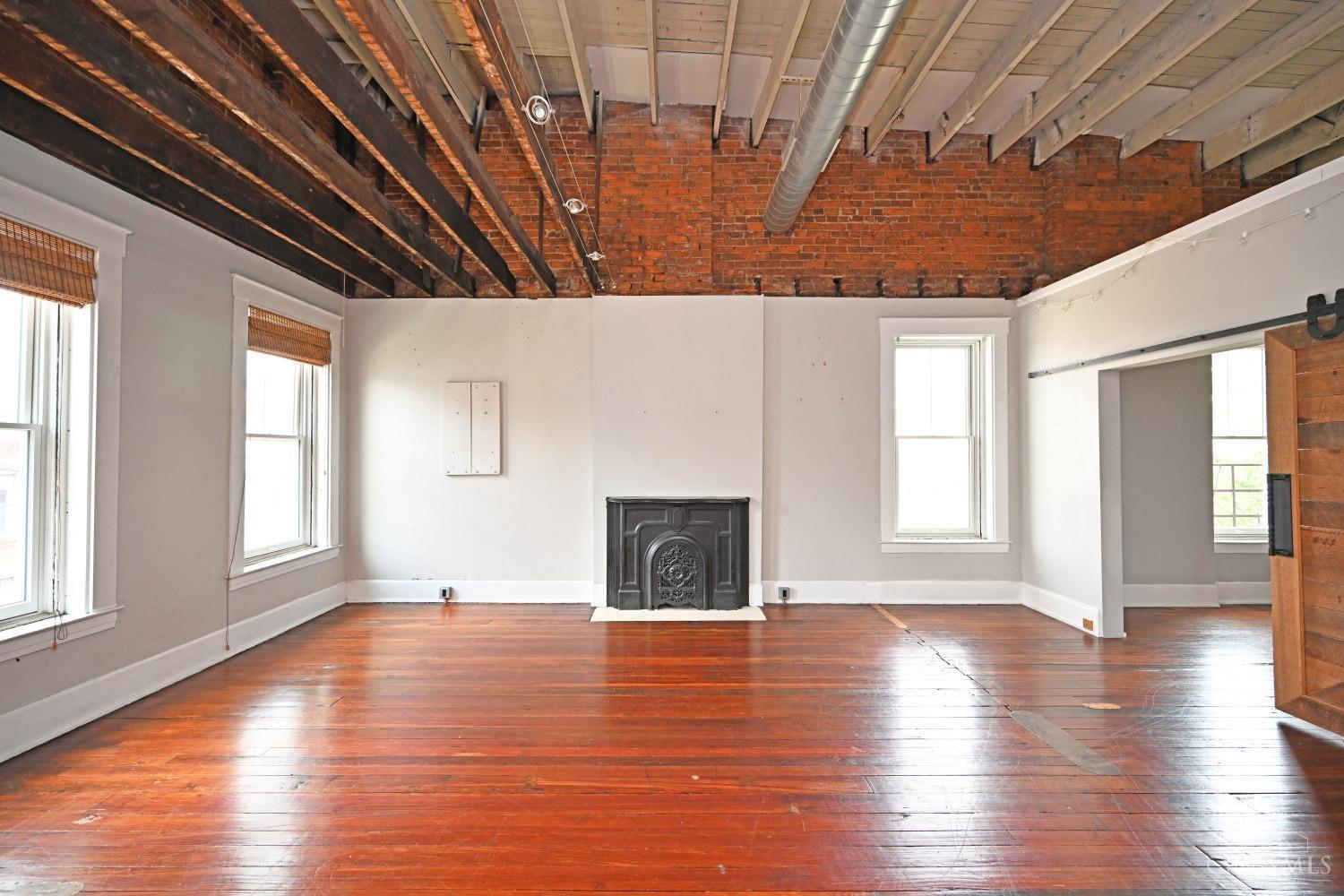 1420 Main Street