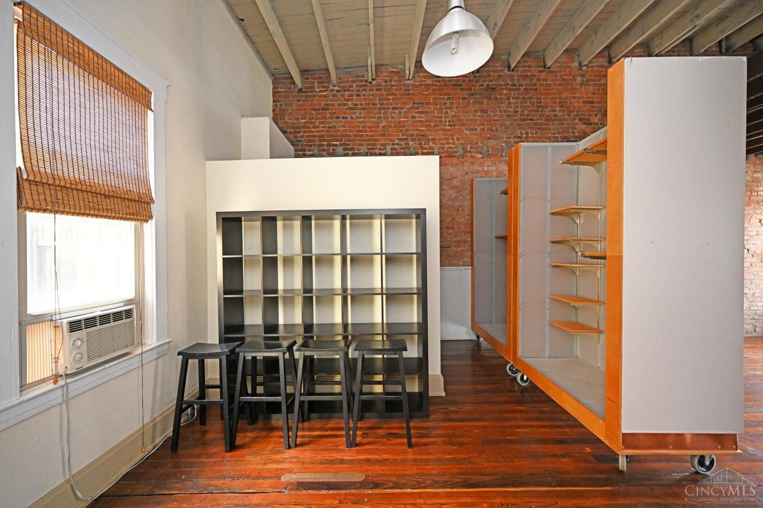 1420 Main Street