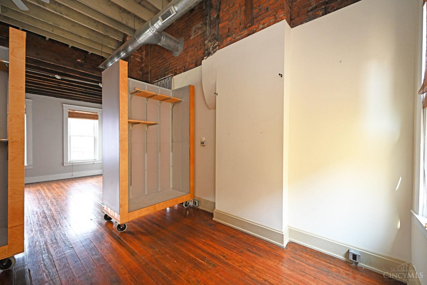 1420 Main Street