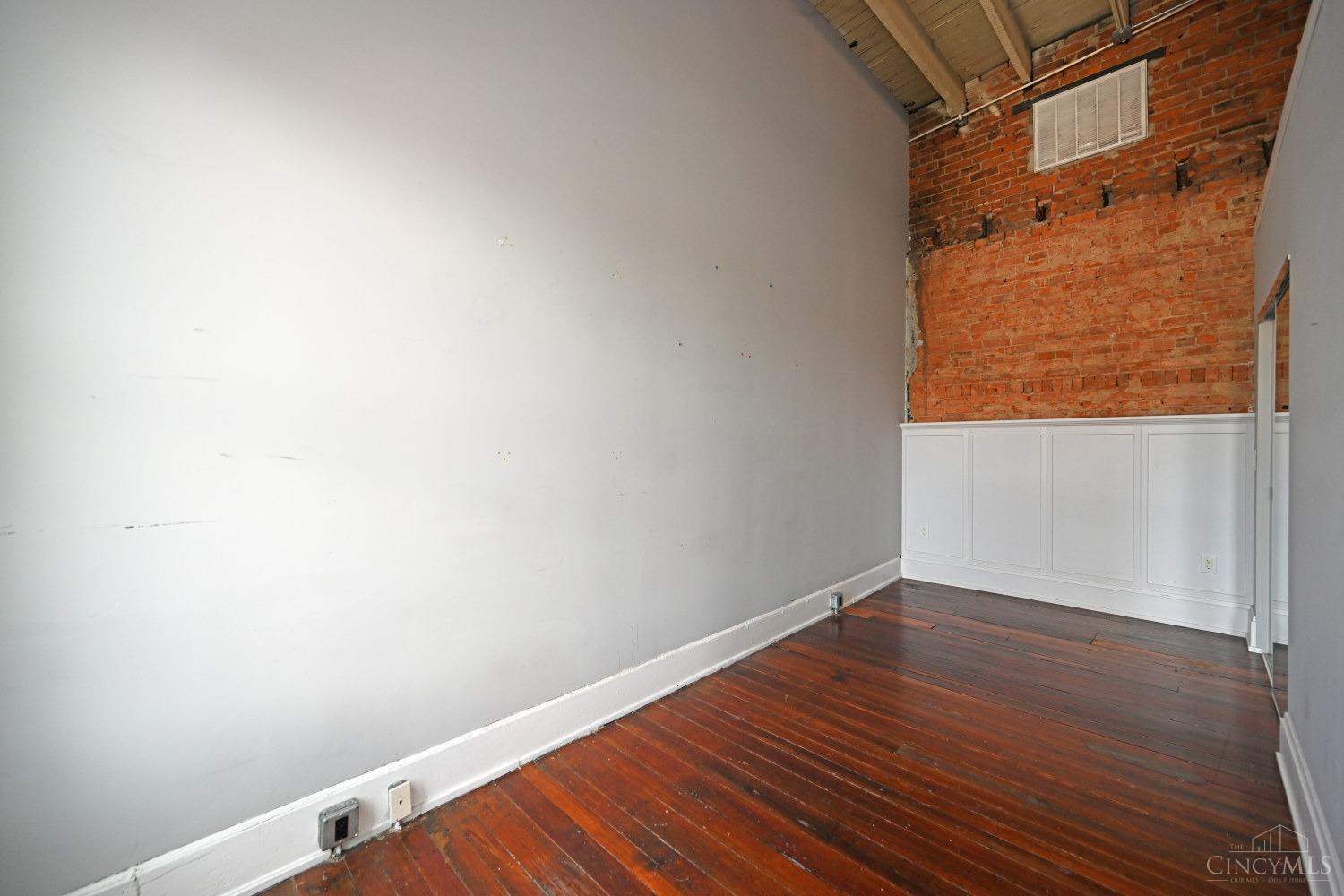 1420 Main Street