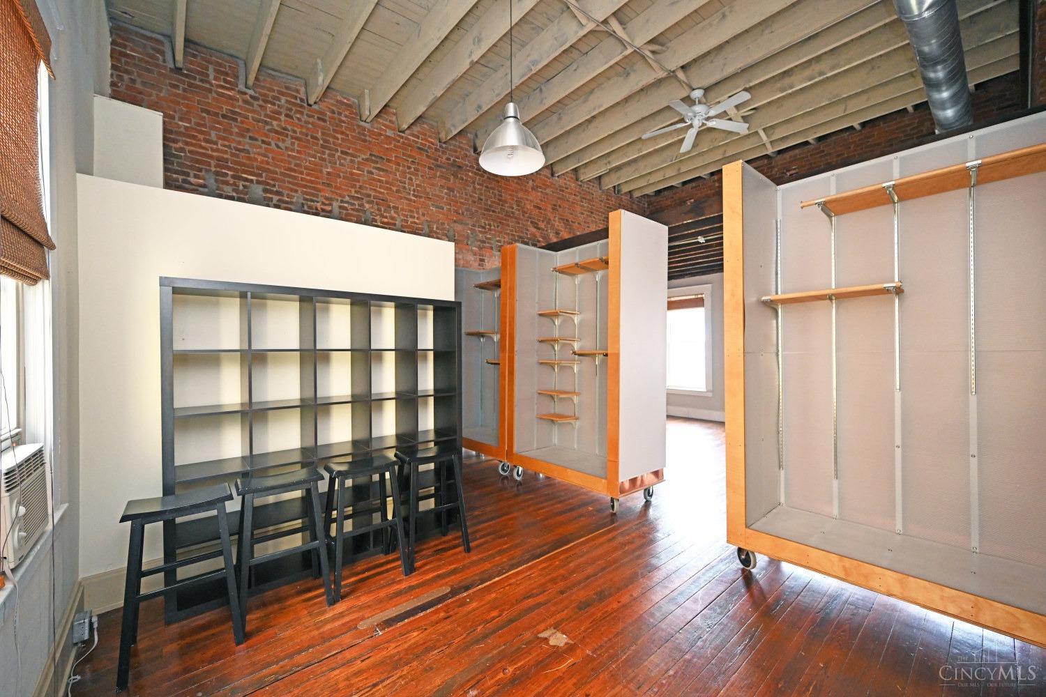 1420 Main Street