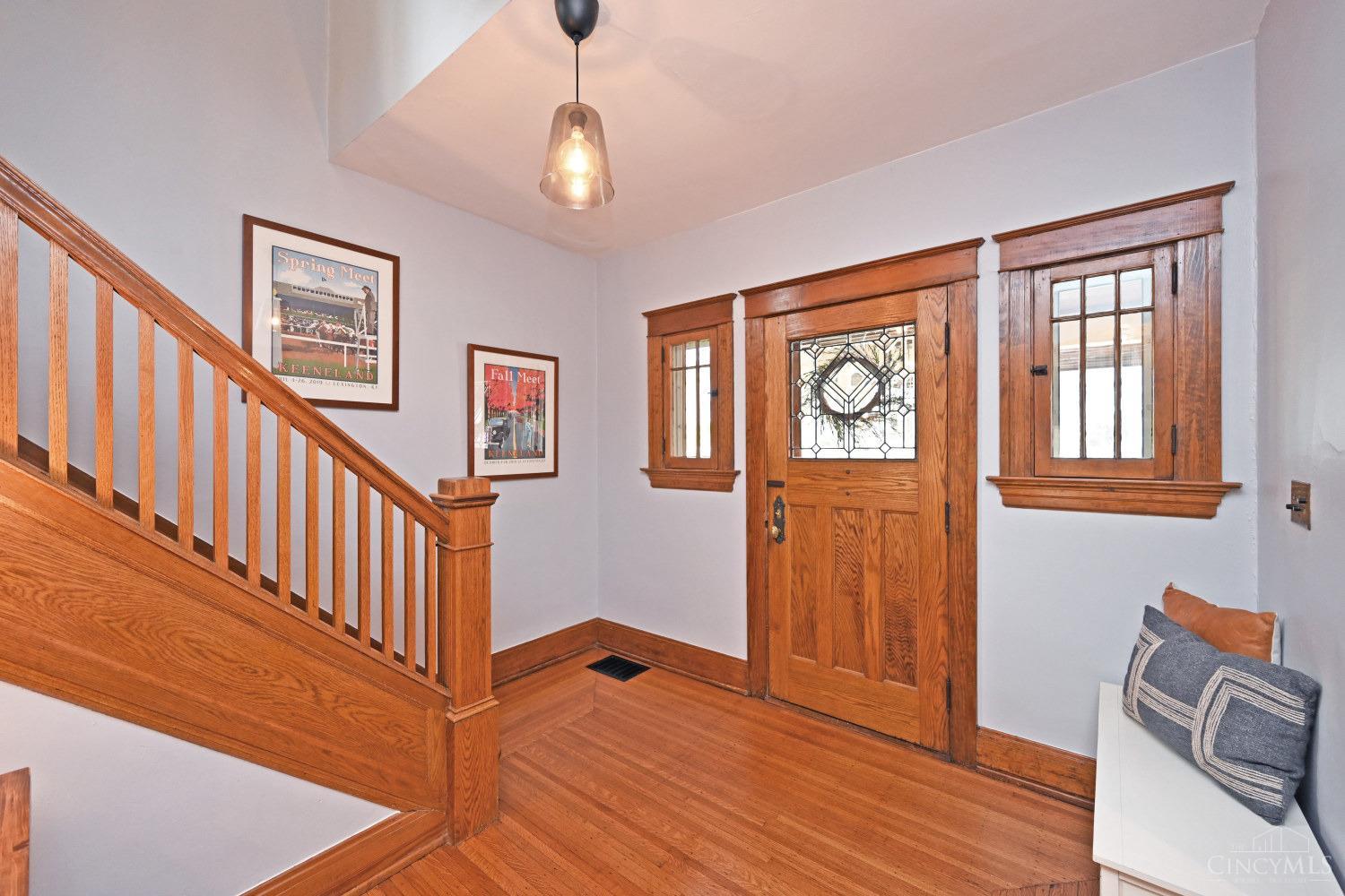 3573 St Charles Place