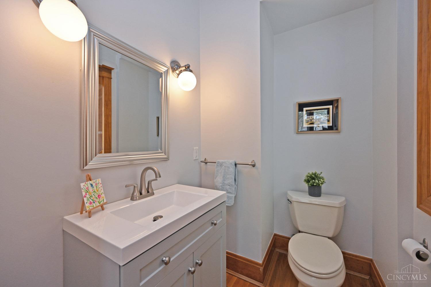 3573 St Charles Place