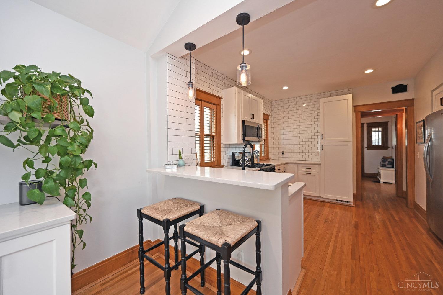 3573 St Charles Place