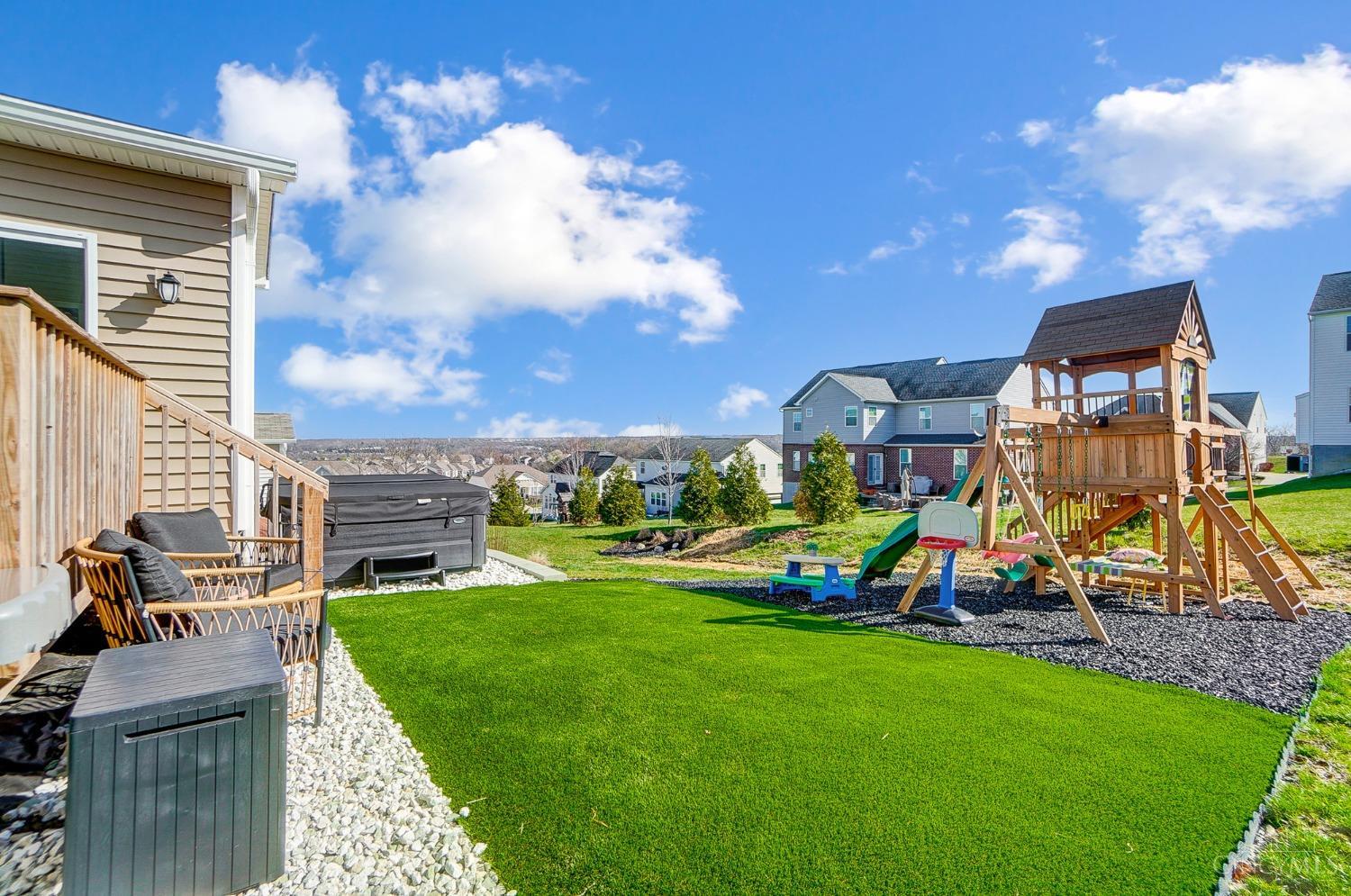 5192 Center View Drive