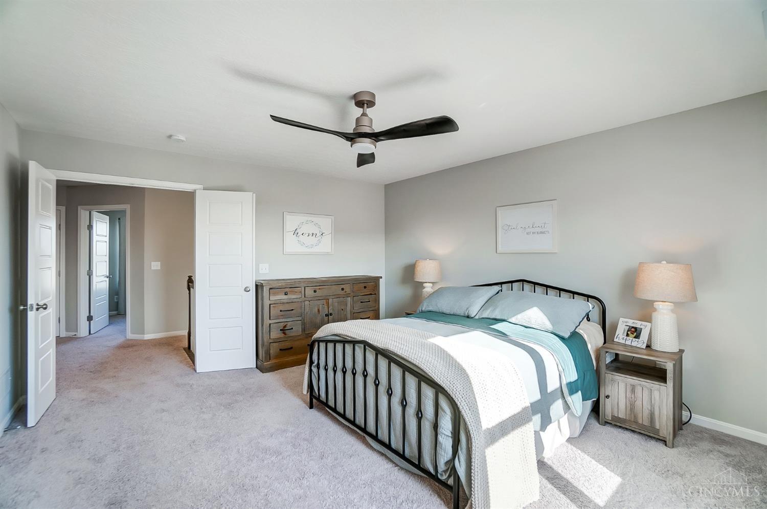 5192 Center View Drive