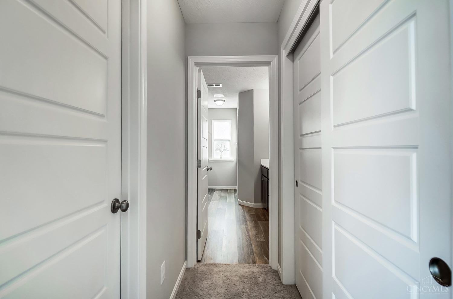 5192 Center View Drive
