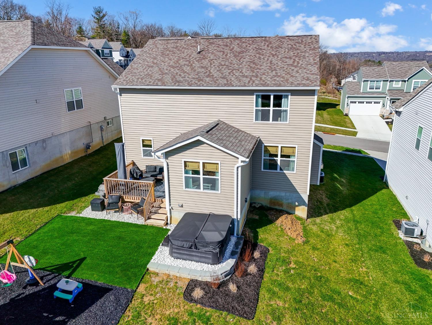 5192 Center View Drive