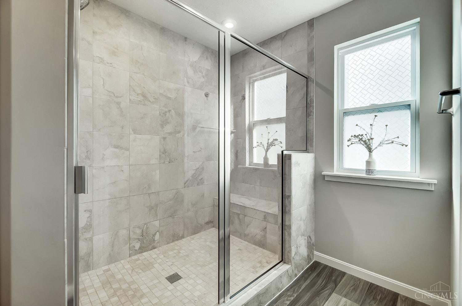 5192 Center View Drive