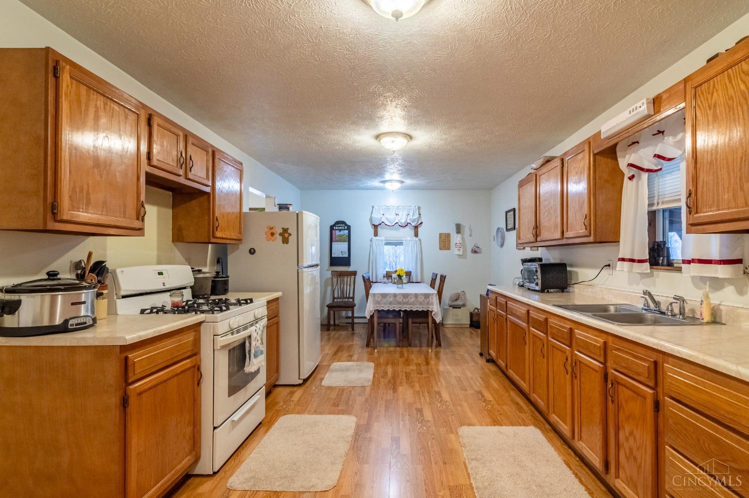 5490 Brier Ridge Road