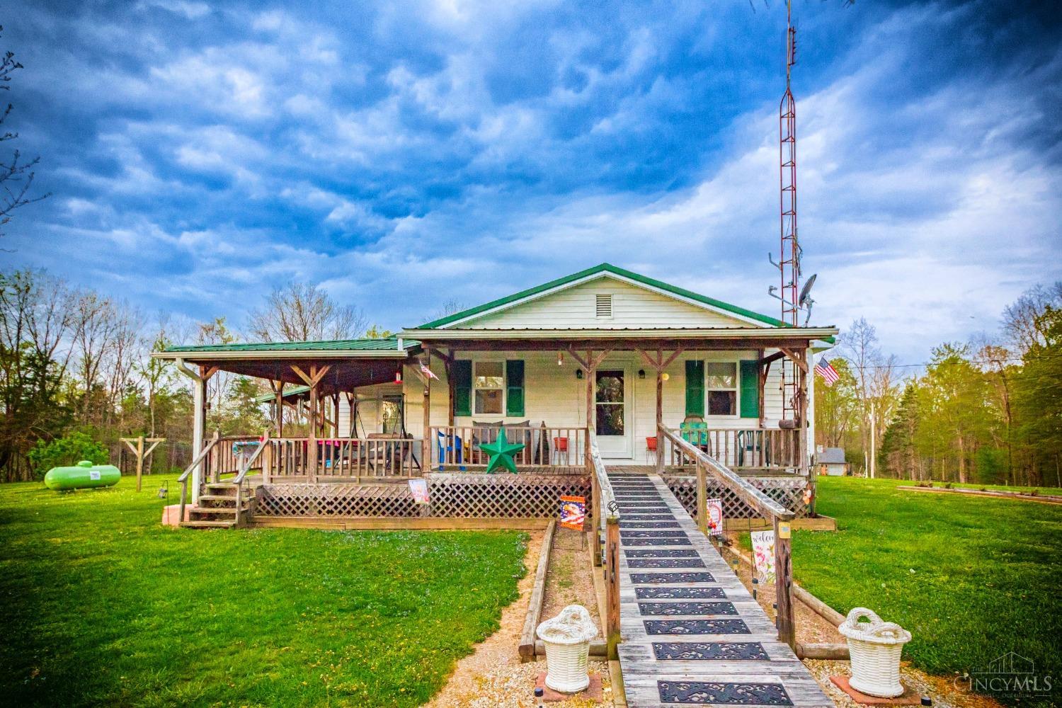 5490 Brier Ridge Road