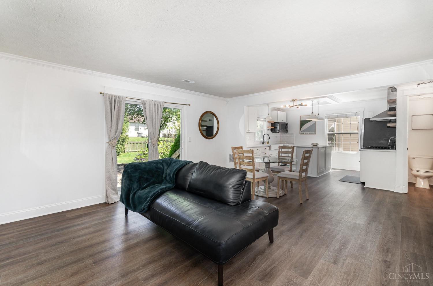 918 Wild Flower Lane