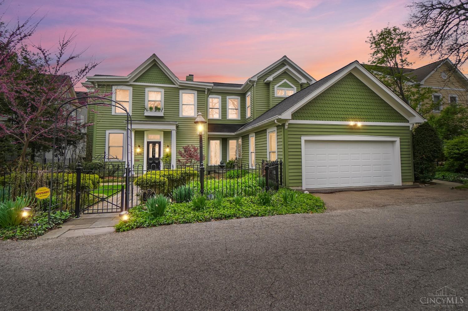Priceless 9-mile river view oasis on prized Columbia Parkway Lane*Over 4,000 SF of upscale yet comfortable living space w/magnificent panoramic up & down river views from nearly every room*Old world charm w/first rate renovations, many updates & improvements throughout*Walls of windows*Soaring 11' ceilings*Open flrplan*Hardwood flrs*Original plaster moldings + millwork*Gorgeous gourmet KIT open to family room w/fireplace & wet bar*Great room w/striking view + walkout access to terrace*Elegant formal dining room w/lined silver closet*1st flr BR w/built-ins + ensuite BA*Large primary suite boasts luxe ensuite BA w/laundry + walk-in closet + adjoining sitting room/BR w/walkout to river view terrace*Partially finished LL w/temp + humidity controlled wine cellar*Take in the view from the slate terrace overlooking the verdant manicured yard w/lush privacy*Attached 2-car GAR + off-street parking for up to 9 vehicles*Vibrant urban living in a quiet + quaint setting minutes from Downtown.