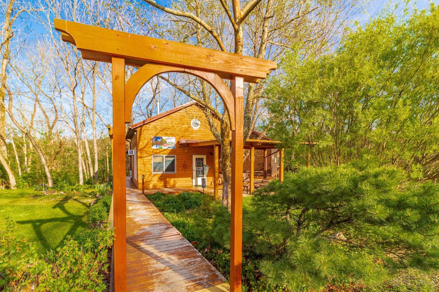 1225 Stoney Road