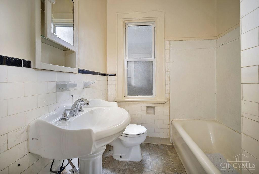 1226 Rutledge Avenue, Cincinnati, OH, 45205 — photo 17