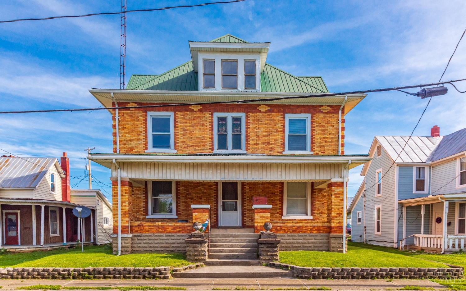 52 Elm Street