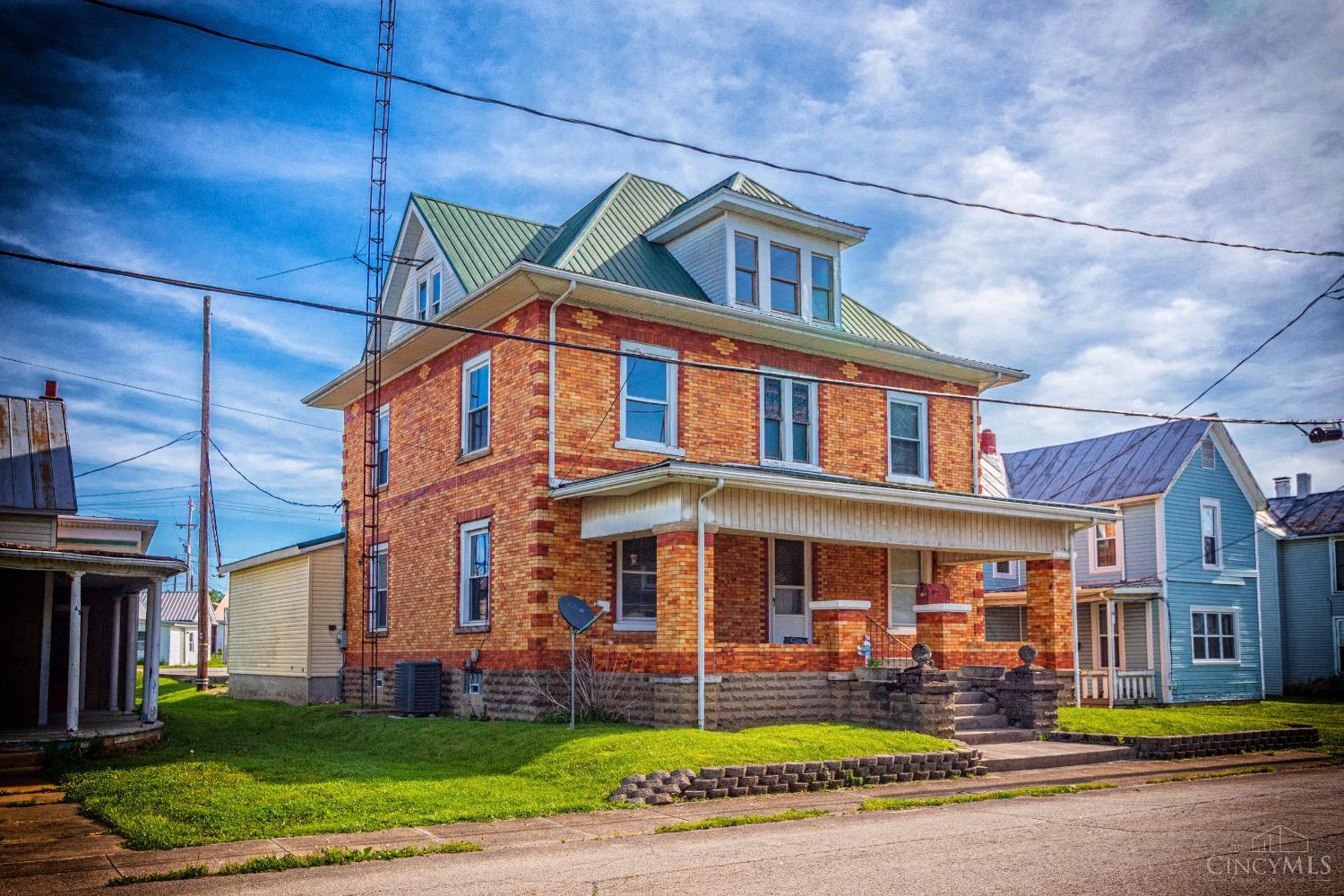 52 Elm Street
