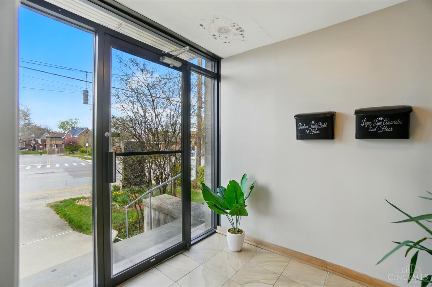 7540 Reading Road, Cincinnati, OH, 45237 — photo 5