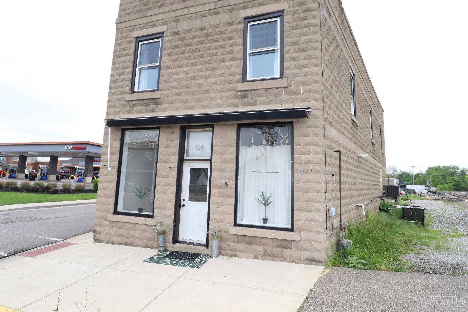 168 S Broadway Street