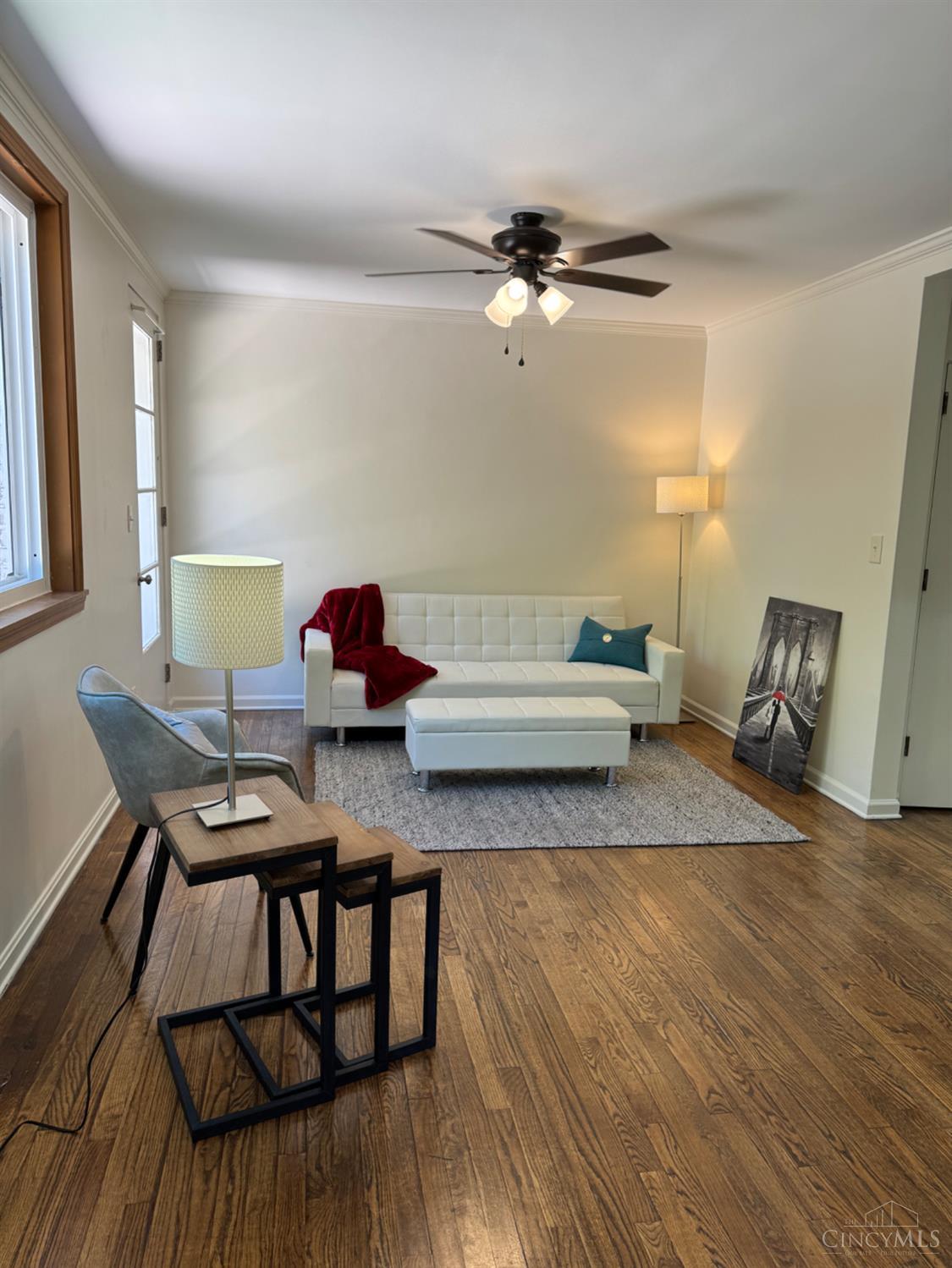 Homes for sale in Greenhills, OH | 8 Belknap Pl, Greenhills, OH 45218 | MLS# 1841079