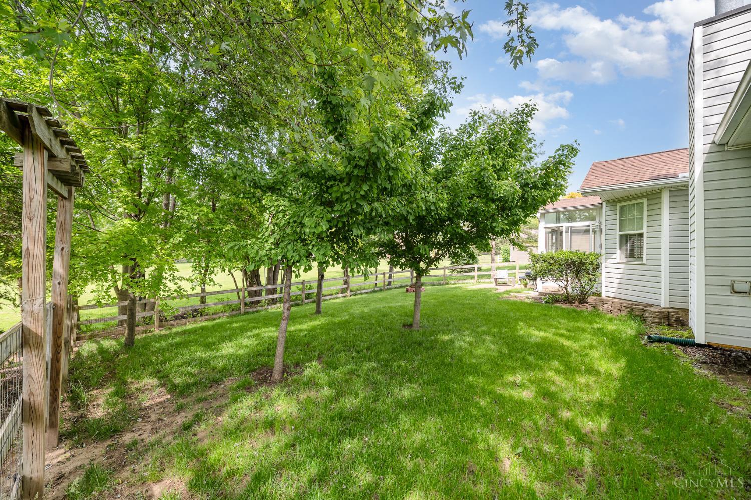 41 Hillsdale Drive