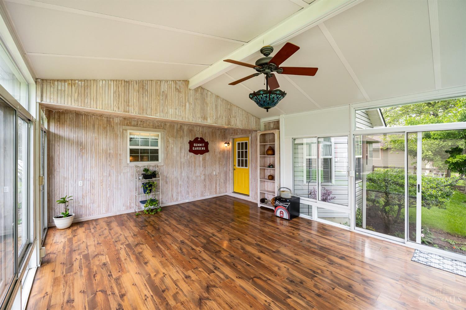 41 Hillsdale Drive