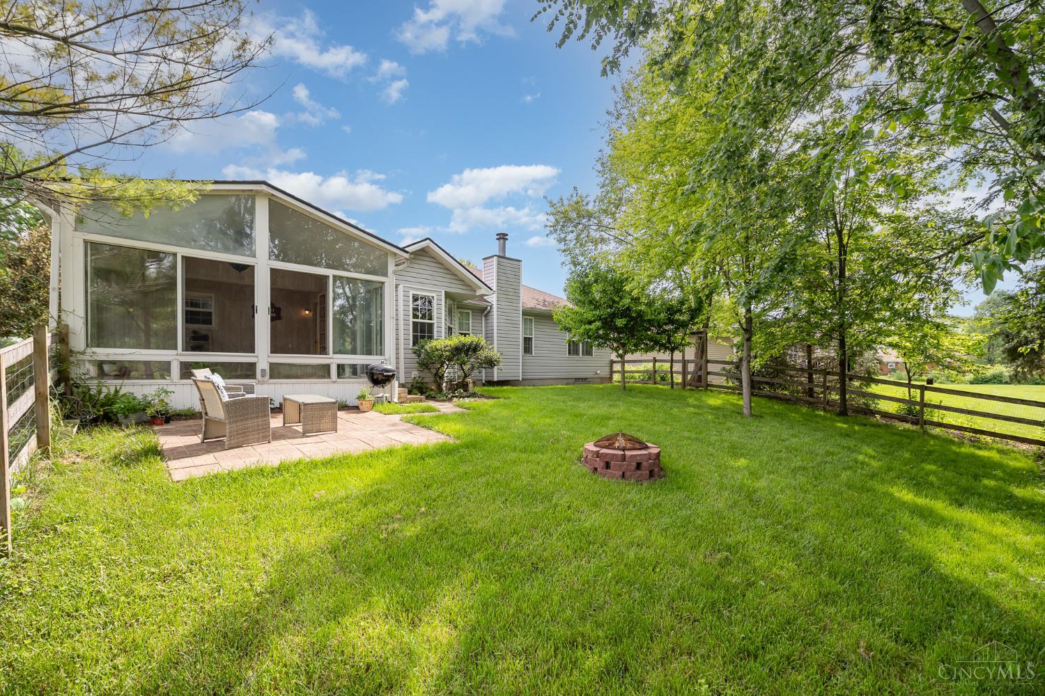 41 Hillsdale Drive