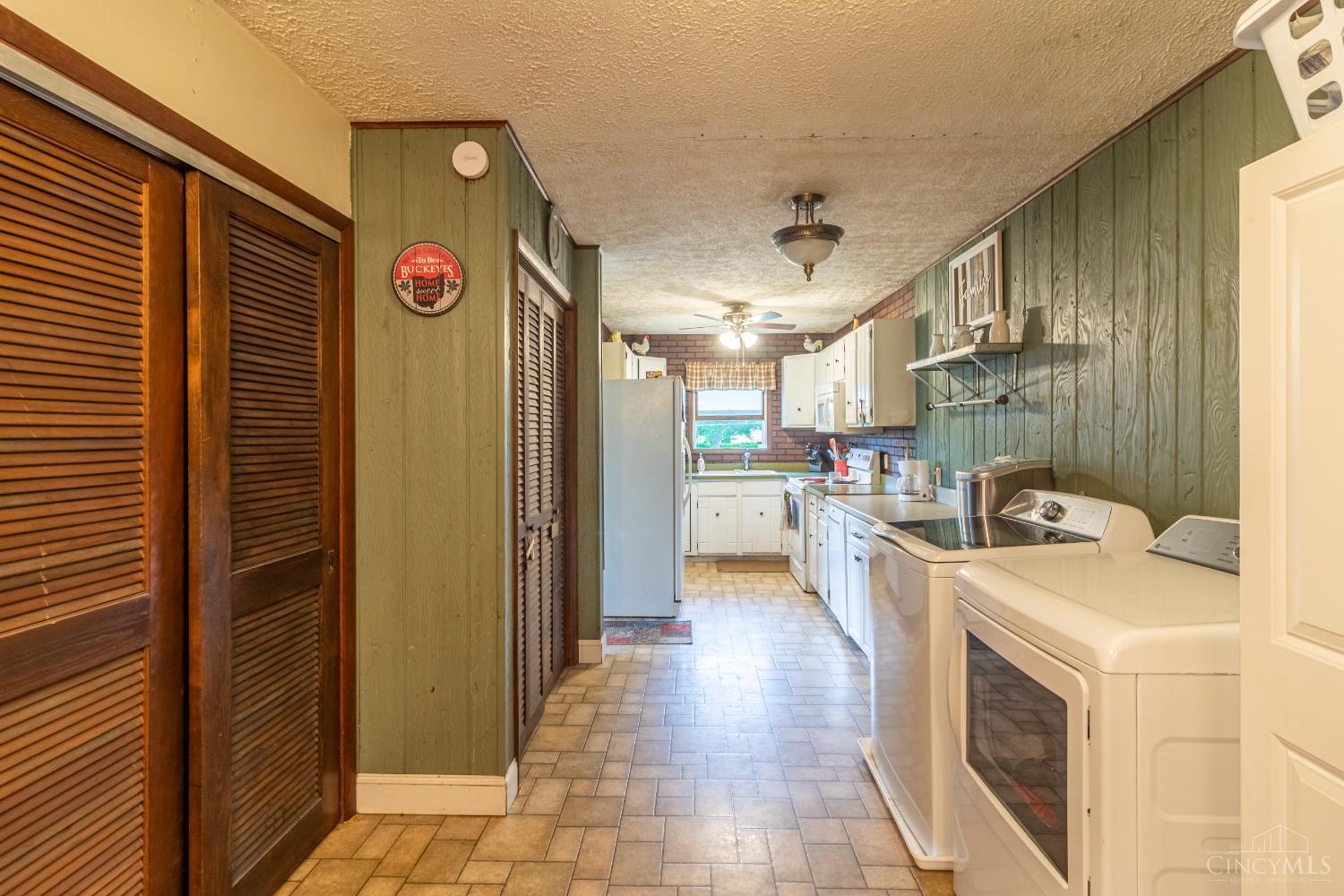 813 Jack Roush Way