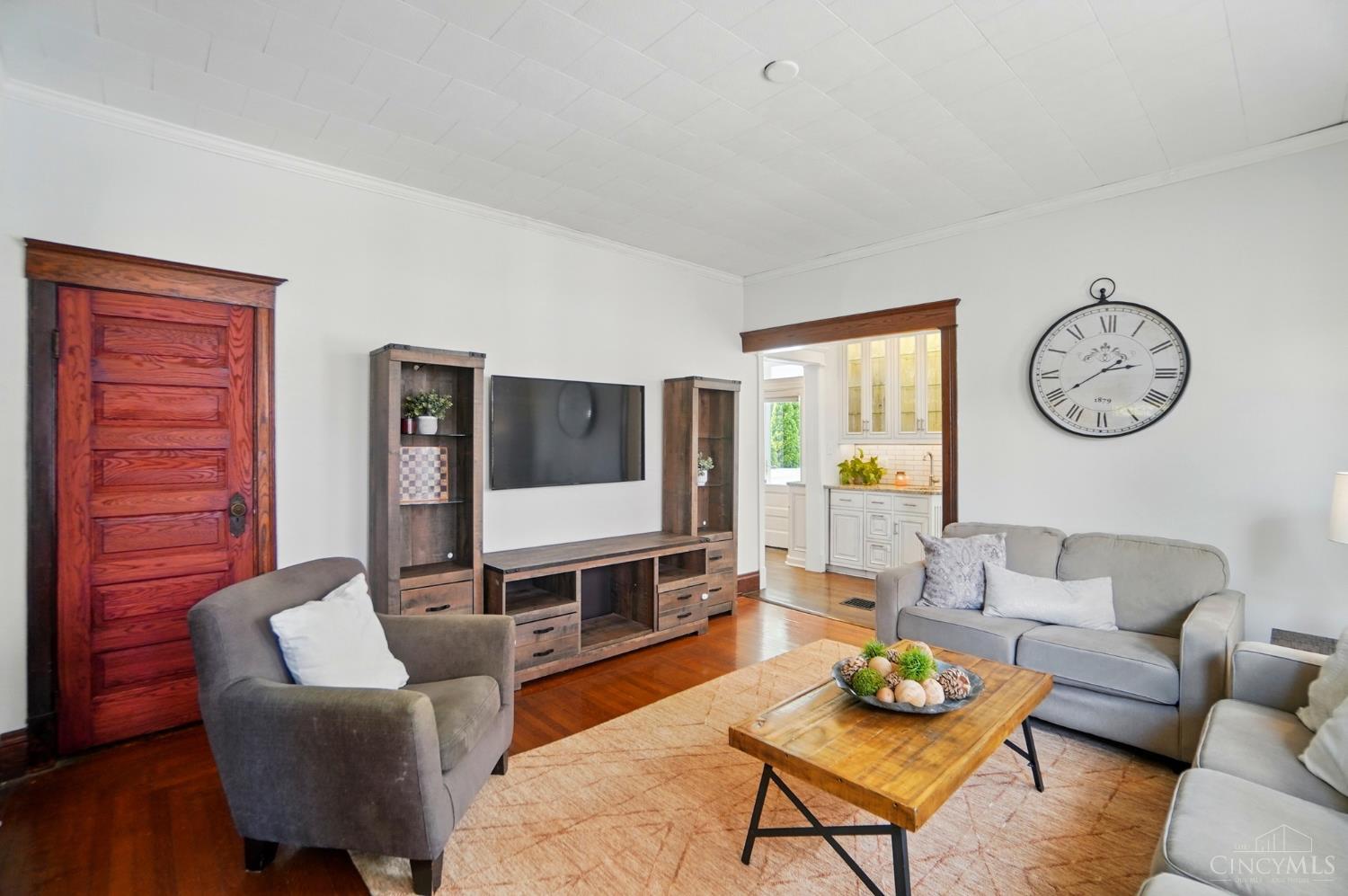 4219 Floral Avenue