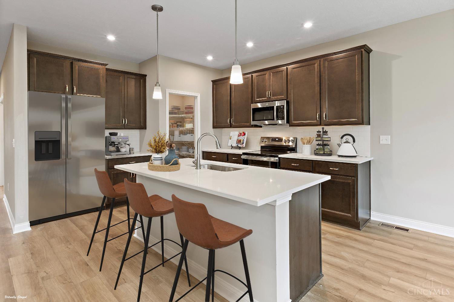 Homes for sale in Middletown, OH | 4517 Renaissance Park Dr, Middletown, OH 45005 | MLS# 1826421