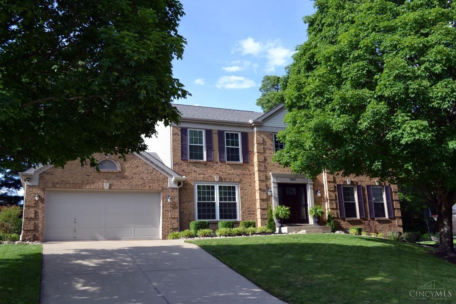 Stately Brick Home in Desirable Quiet Neighborhood. Cul-de-sac Lot, Private Back has Wooded View. Soaring 2-story Open Foyer.  Beautiful New Kitchen with SS appliances, Wine Chiller & Granite Counters. Fmly Rm has WBFP, Walkout to Deck & adjoining Wet Bar,  Perfect for Entertaining. Spacious Primary Bdrm has Cathedral Ceiling w/Adjoining New Bath, 2 Closets & Dual Vanity. Spacious Deck with  Privacy, the Perfect Spot for Reading or a Nap! 3 Additional Light and Bright Bedrooms. Finished Lower Level Rec Rm w/Half Bath.  This Home has been lovingly Maintained.  Located minutes from Shopping, Hospital, Library, Walking Trail & easy Access to I-275 & Airport. This Home offers the Best of both  Tranquility and Convenience.
