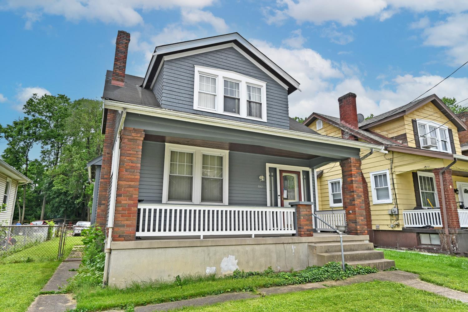 Homes for sale in Cincinnati, OH | 1917 Webman Ct, Cincinnati, OH 45223 | MLS# 1842663