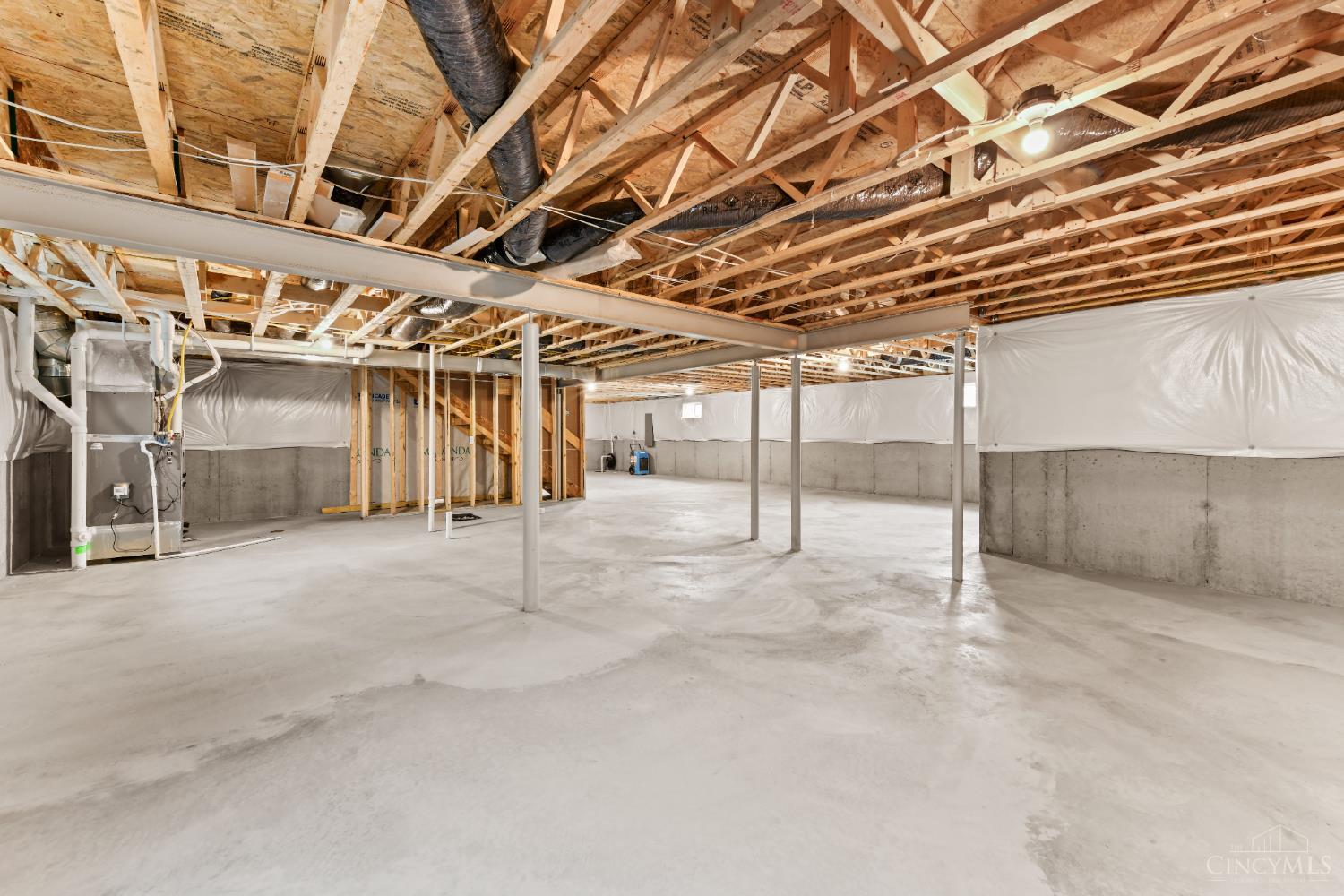 8729 Deer Glen Court, Miami Twp, OH, 45002 — photo 46
