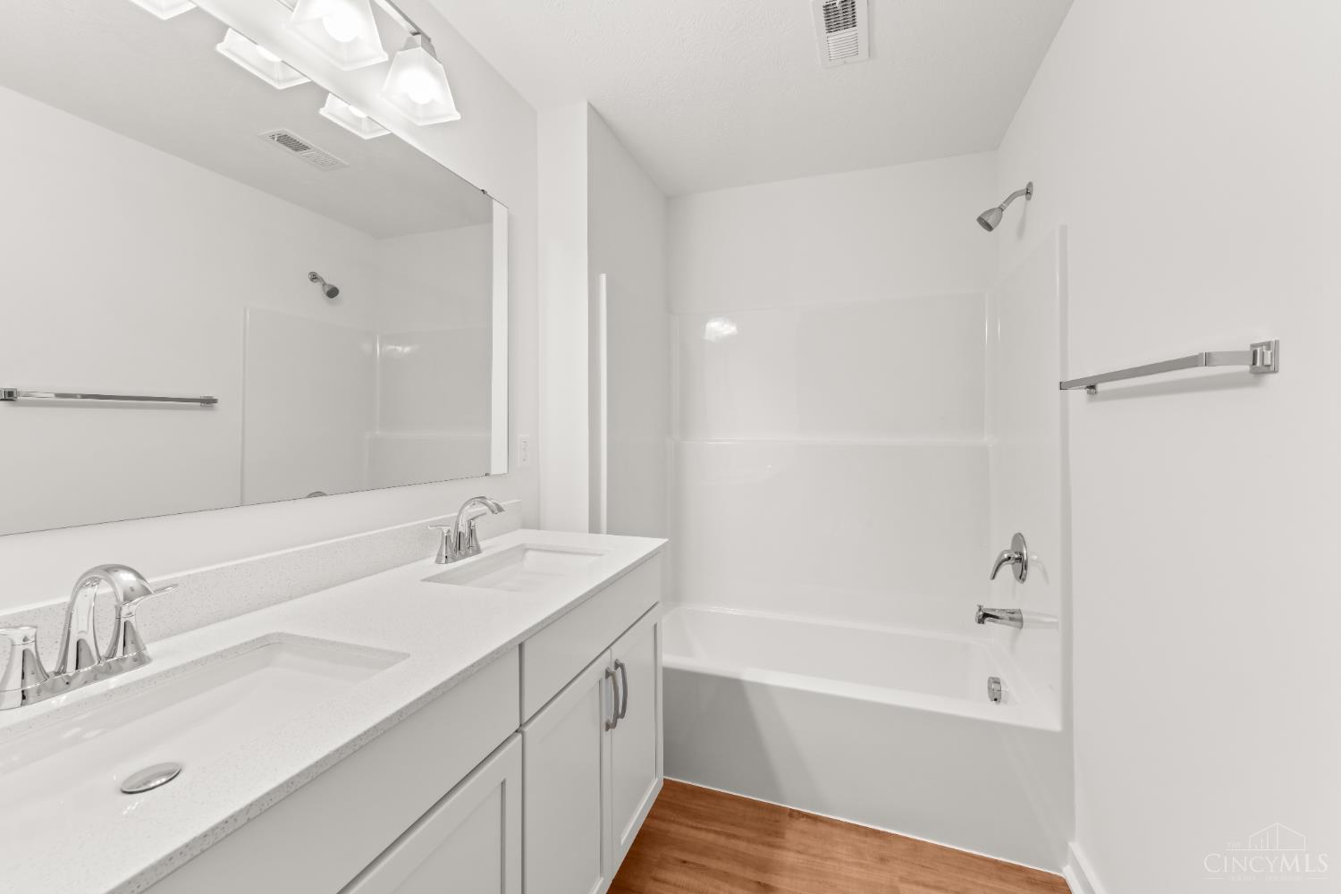 8729 Deer Glen Court, Miami Twp, OH, 45002 — photo 32
