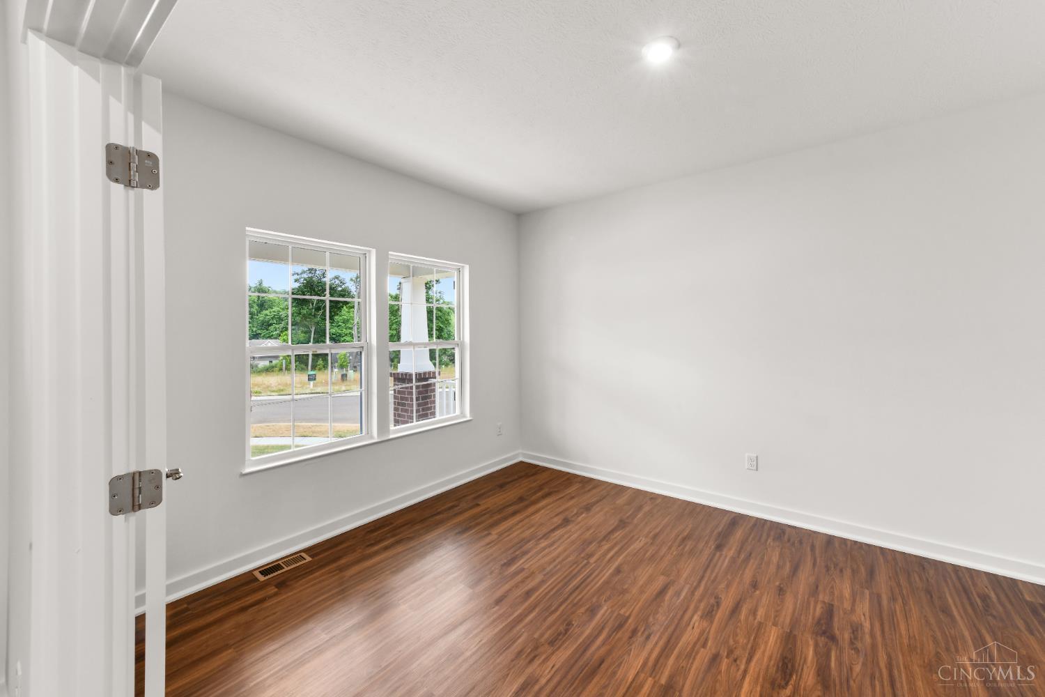 8729 Deer Glen Court, Miami Twp, OH, 45002 — photo 8