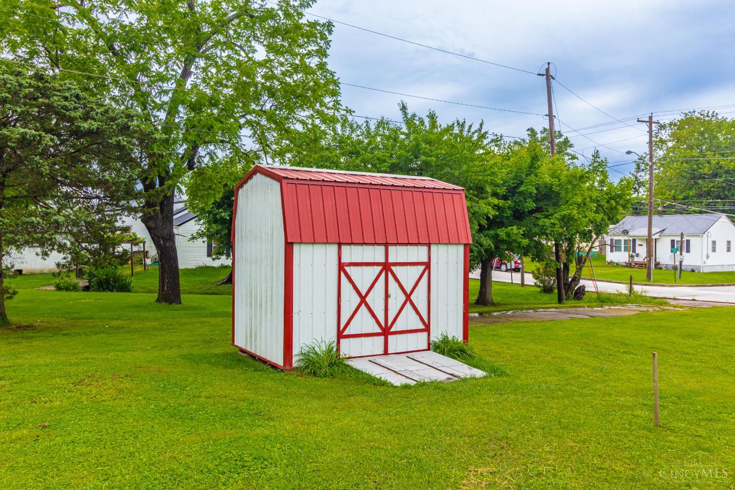 526 E Walnut Street