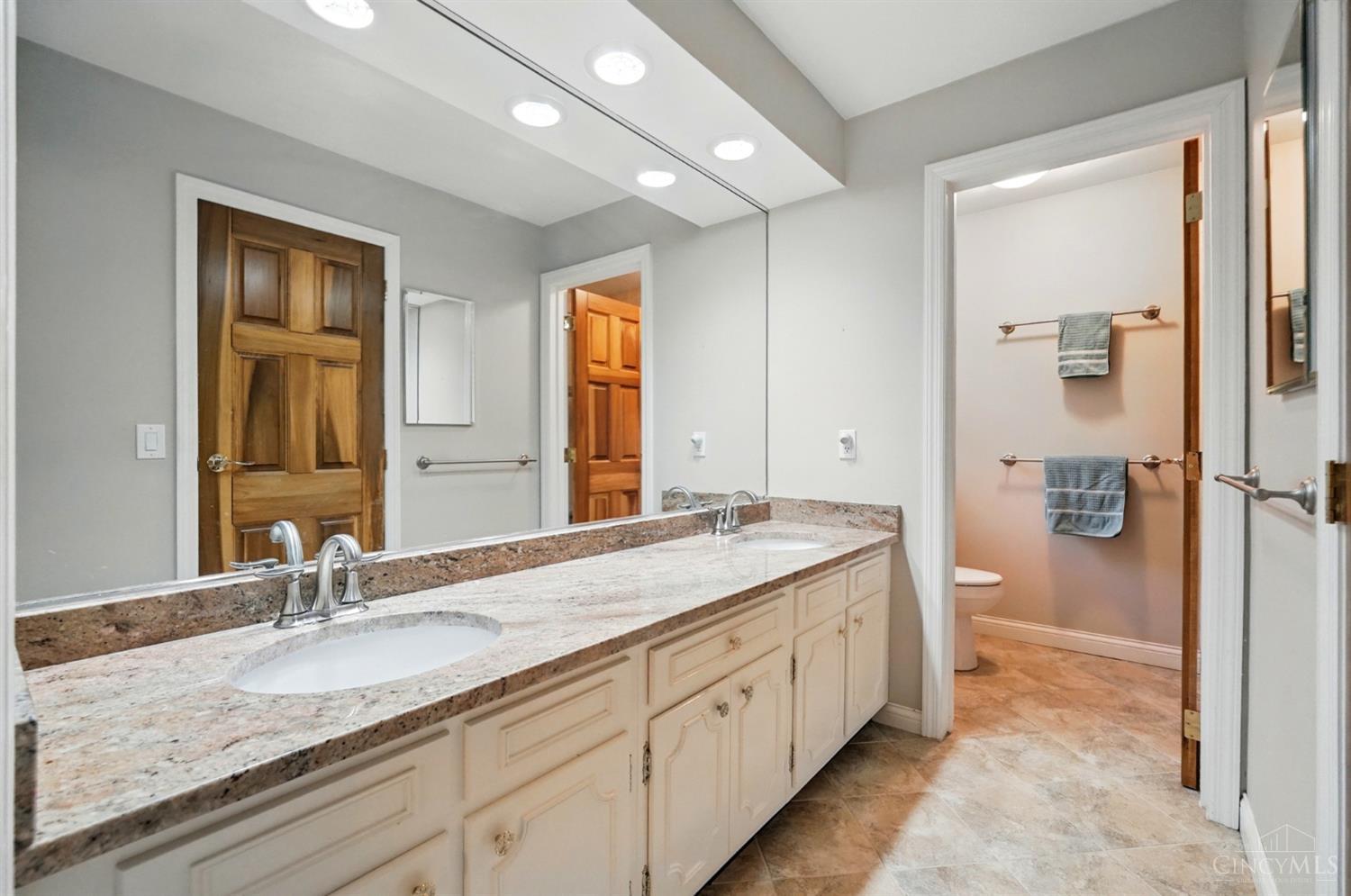 2165 Cablecar Court