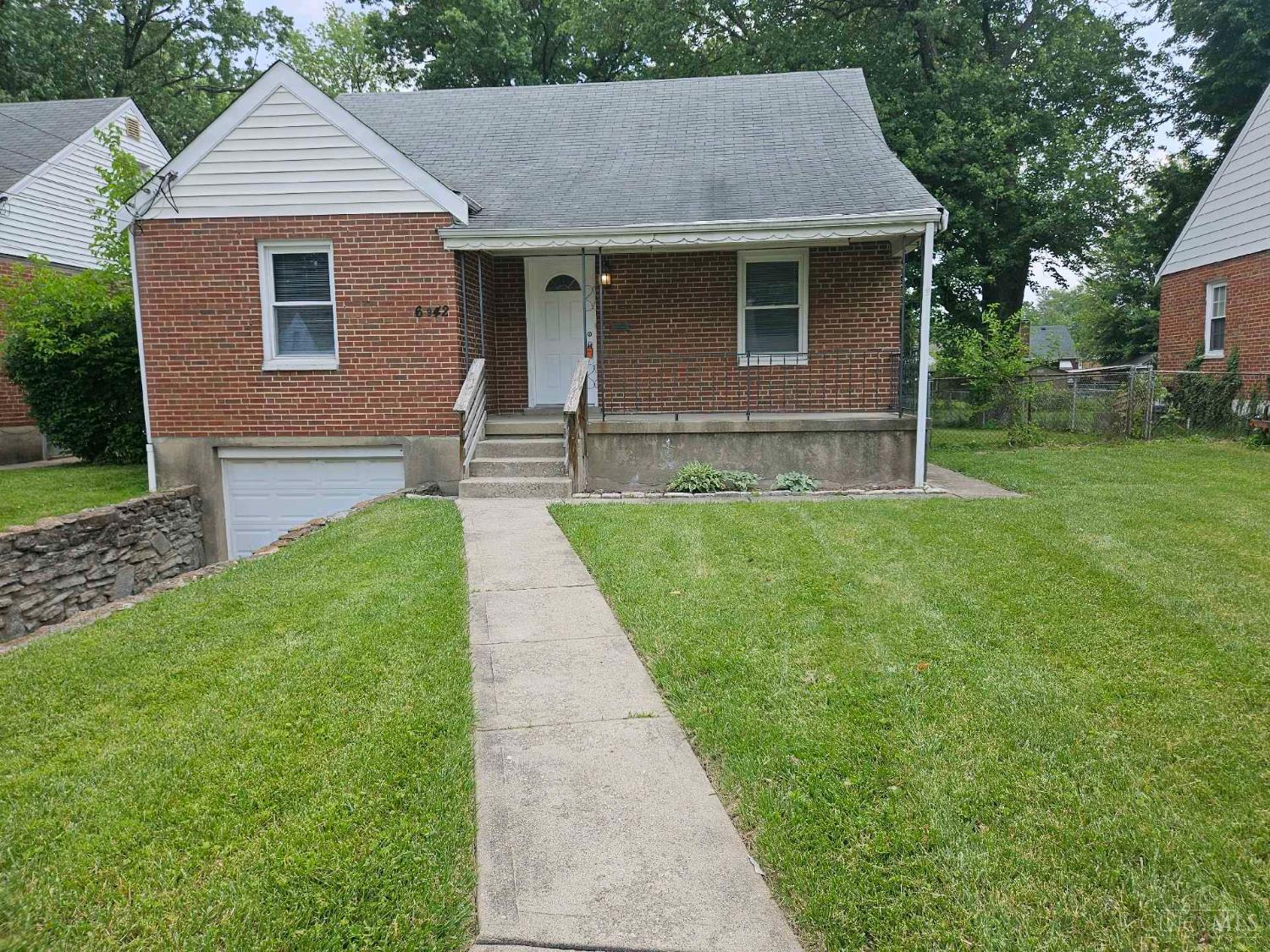 Homes for sale in North College Hill, OH | 6942 Gloria Dr, North College Hill, OH 45239 | MLS# 1843665