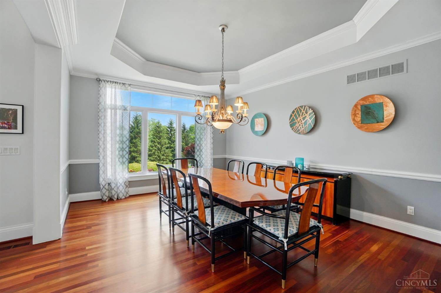 8175 Manor Hill Lane