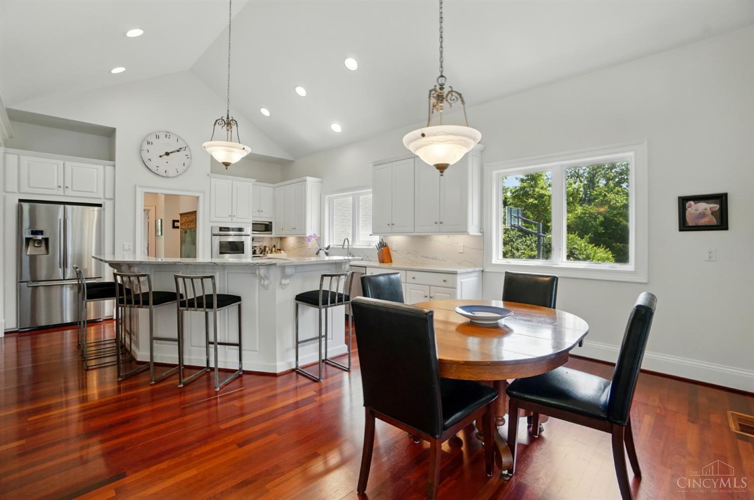 8175 Manor Hill Lane
